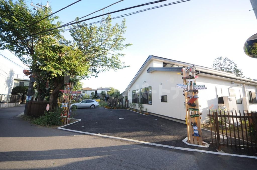 幼稚園・保育園　めばえ幼稚園白山（幼稚園・保育園）まで260m
