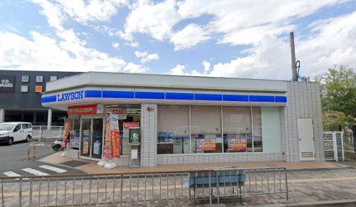 コンビニ　ローソン吹田片山二丁目店（コンビニ）まで886m