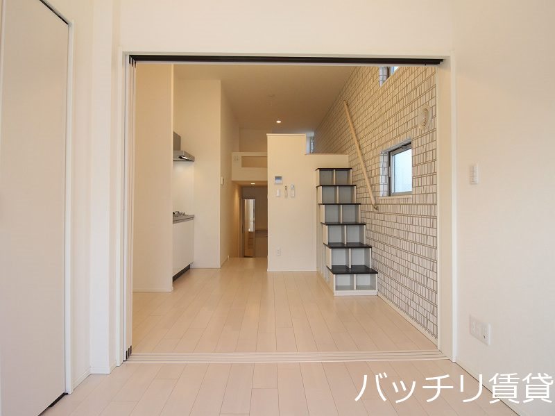 居室・リビング　同間取の為、現状を優先いたします。