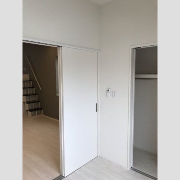収納　同間取の為、現状を優先いたします。