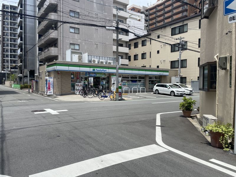 コンビニ　ファミリーマート城東中央二丁目店（コンビニ）まで534m