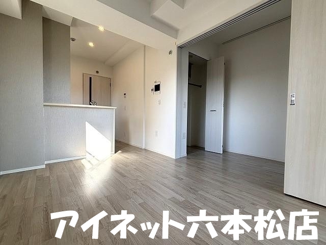 居室・リビング　広々としていいですね。