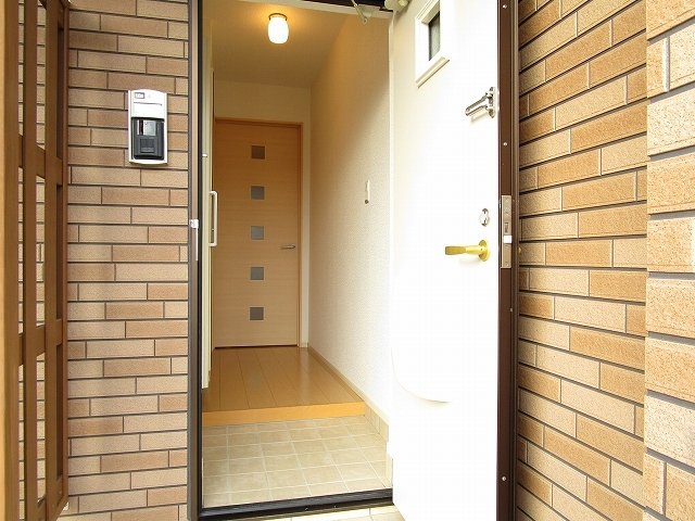 玄関　ゆったりとした玄関です