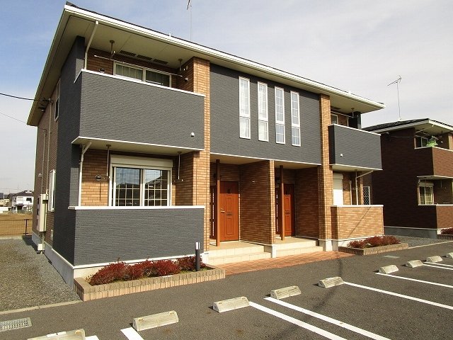 建物外観　外観は落ち着いています