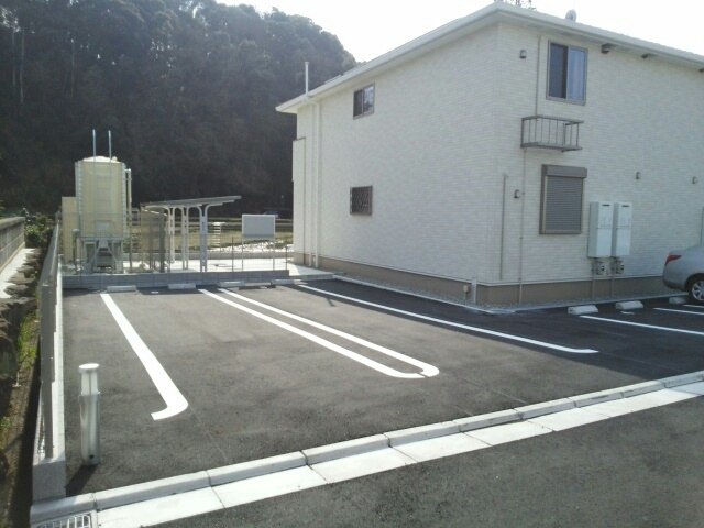 駐車場　駐車スペースもあります