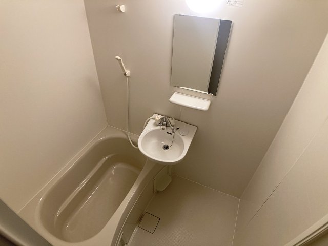 ドミールサニー緑町テラスの風呂写真