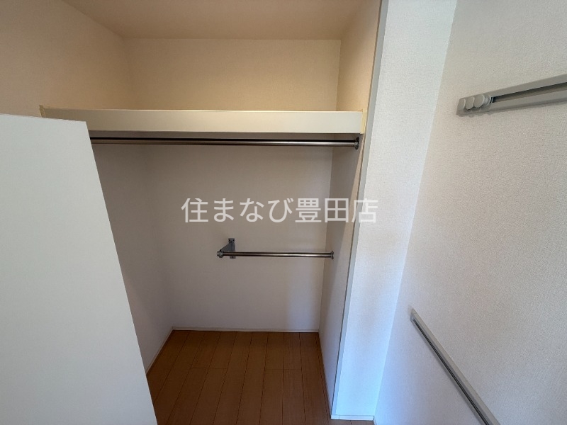 収納　同型タイプ