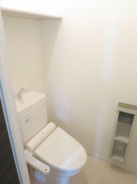 トイレ　同物件別部屋参考写真です。