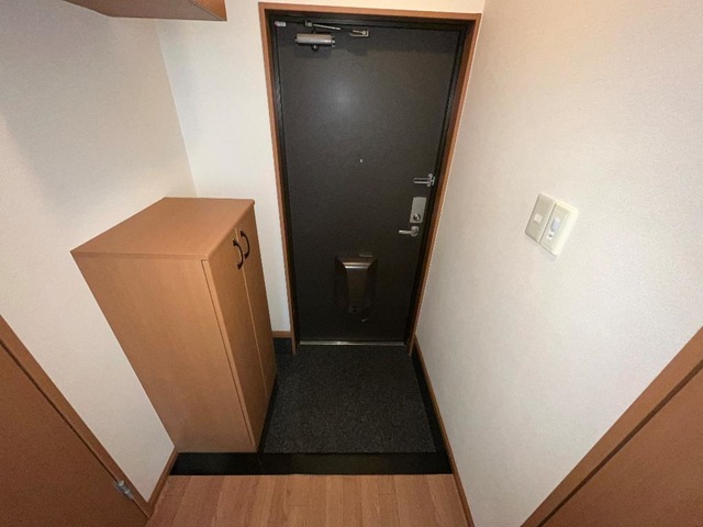 玄関　縦型シューズクロークです◎