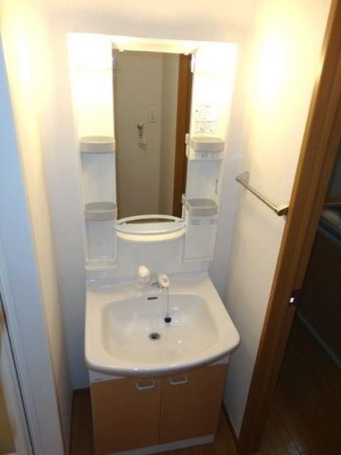 洗面設備　室内参考写真