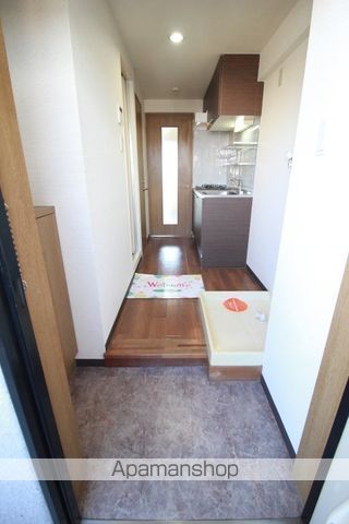 岡山電軌清輝橋線 清輝橋駅 徒歩6分 9階建 築31年の玄関写真