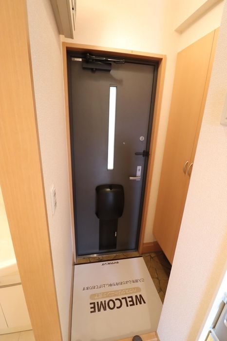 ＪＲ中央線 武蔵境駅 徒歩31分 2階建 築18年の玄関写真