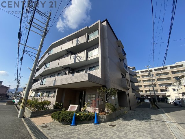 建物外観　オートロック付きで安心です！