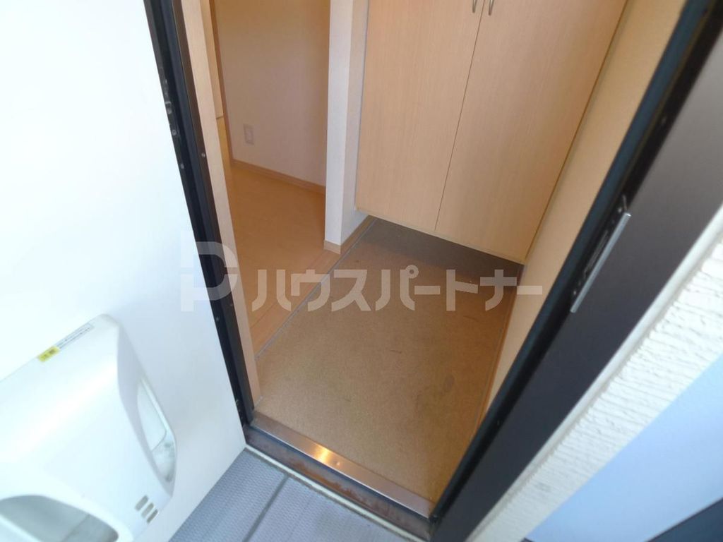 クレール岩瀬の玄関写真