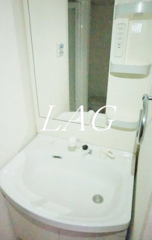 洗面設備　独立洗面台です。