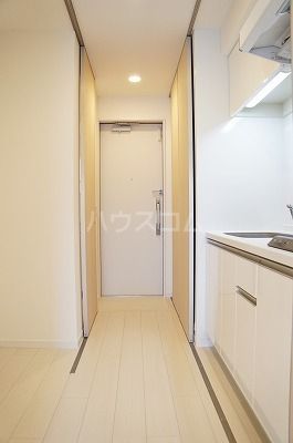 リブリ・シャルマンの玄関写真