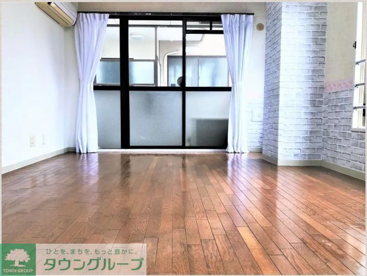 居室・リビング　敷地内全館禁煙賃貸　多数のメディアに取り上げられました　猫…