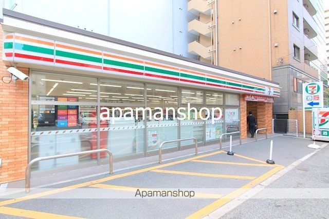 コンビニ　セブンイレブン（コンビニ）まで150m