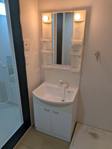 洗面設備　使いやすい洗面所です