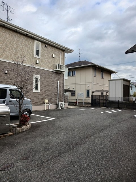 駐車場　駐車場
