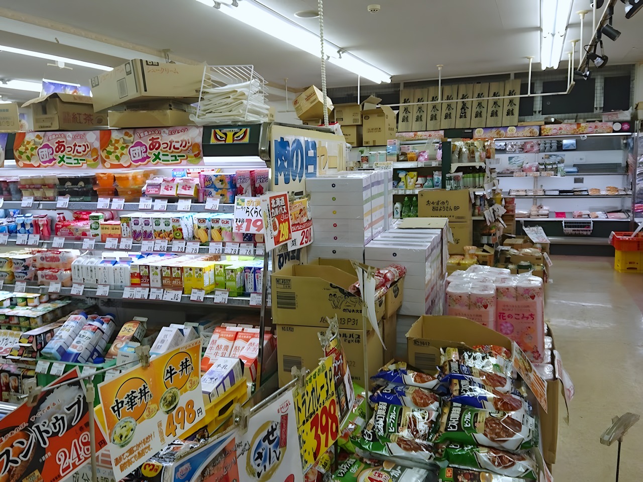 スーパー　スーパーＪ＆Ｍ(大原商店)（スーパー）まで100m