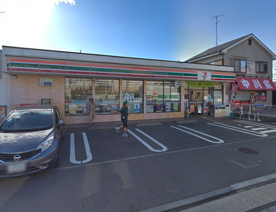 コンビニ　セブンイレブン横浜川和台店（コンビニ）まで467m