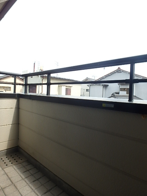 バルコニー　図面と現状に相違がある場合には現状を優先