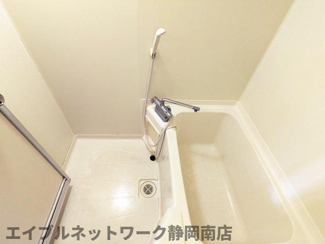 バス・シャワールーム　お風呂です