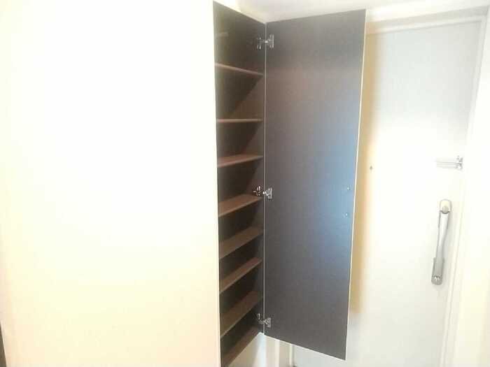 玄関　同建物別室画像です。