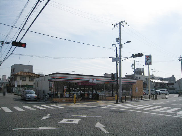 コンビニ　セブンイレブン豊中庄内西町2丁目店（コンビニ）まで212m