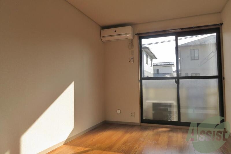 居室・リビング　広々とした開放感いっぱいのリビングになります