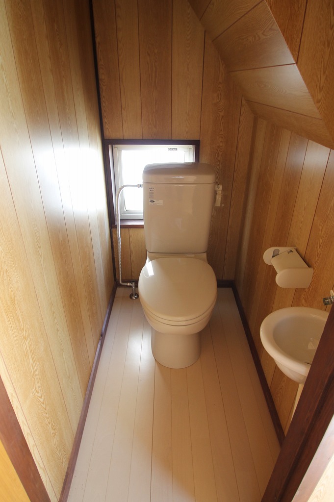 トイレ　写真は他のお部屋の写真です