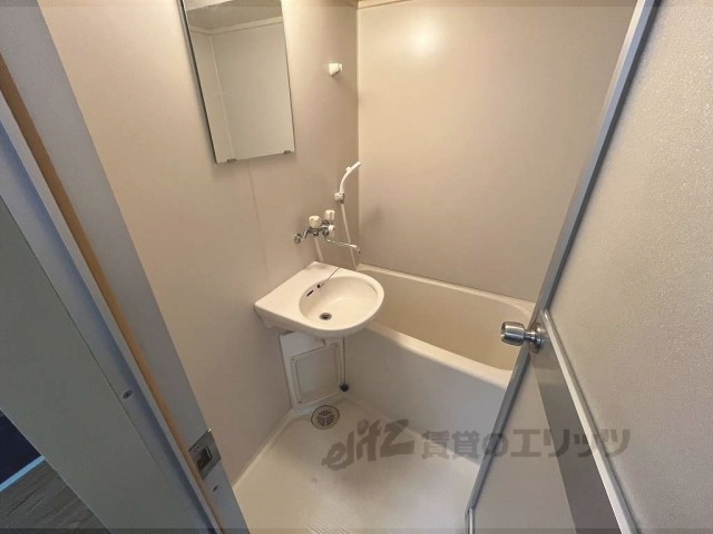 バス・シャワールーム　ユニットバス