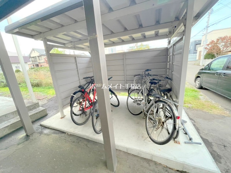 その他共有部分　駐輪スペースです♪