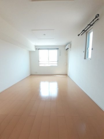 居室・リビング　ゆったり過ごせるリビングです