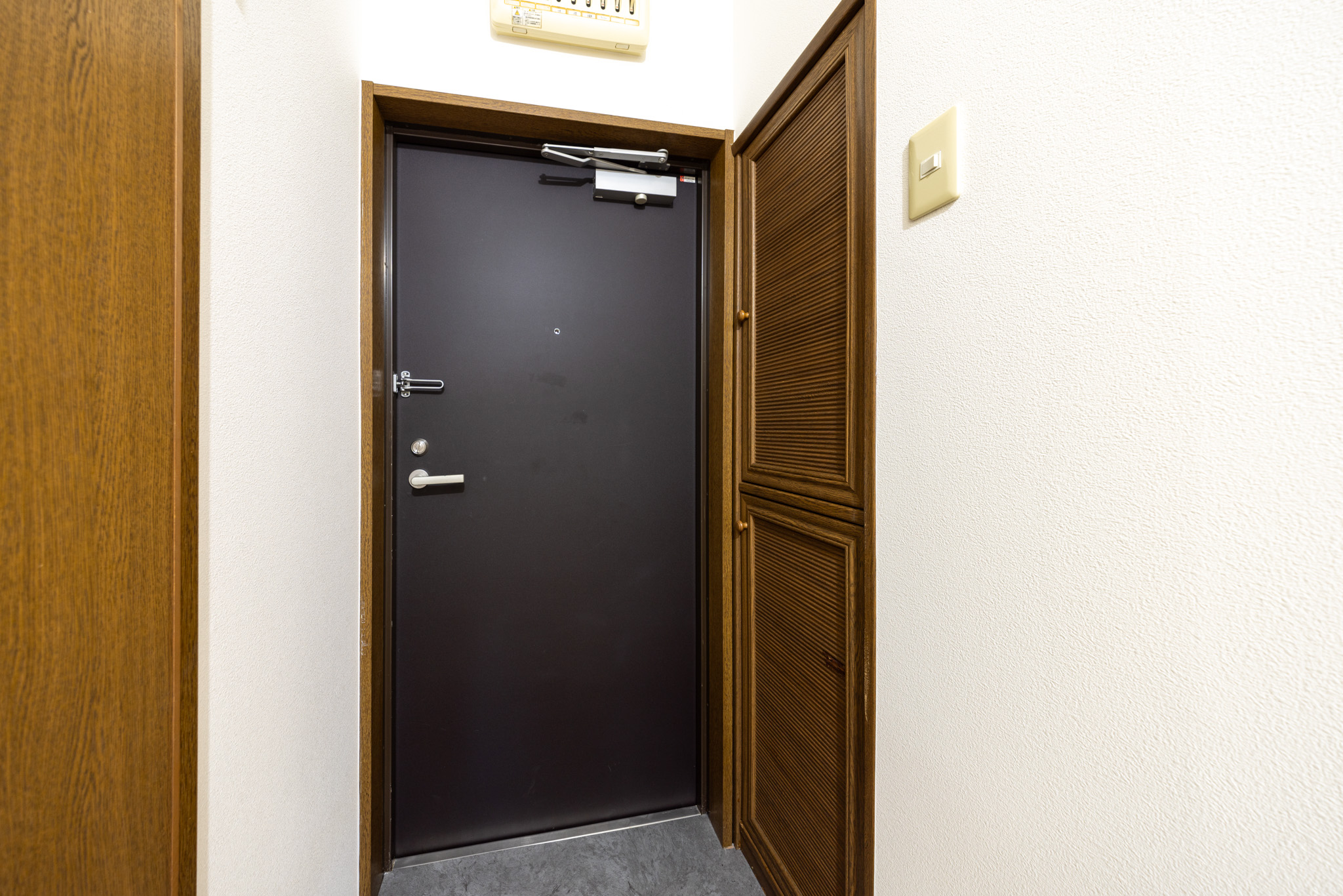 玄関　シューズボックス付き