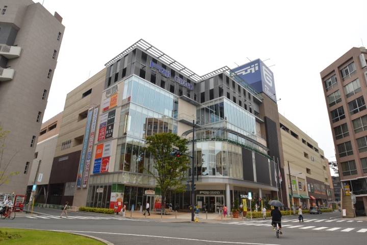 スーパー　フジグラン広島（スーパー）まで439m