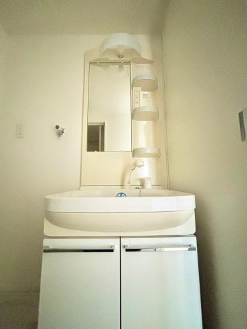 洗面設備　広い洗面スペース