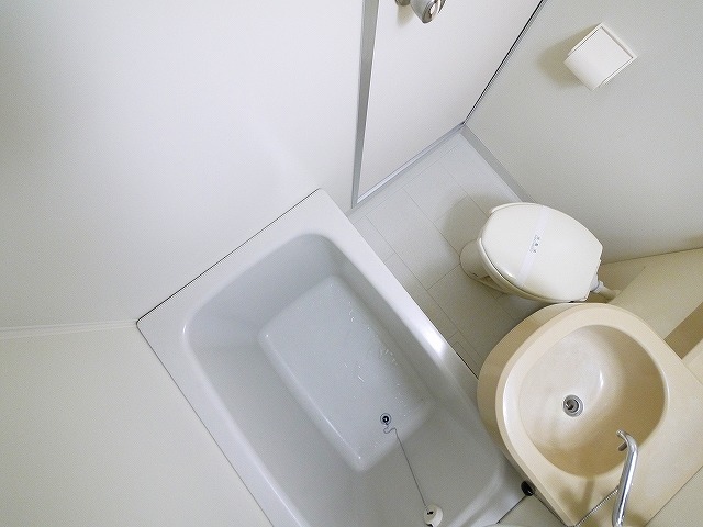 バス・シャワールーム　日々の暮らしに欠かせないお風呂です