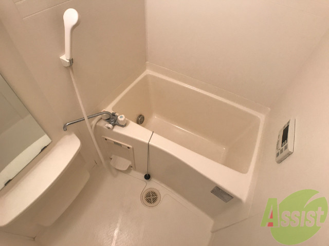 バス・シャワールーム　疲れた一日はお風呂でゆっくりしたいものですね。