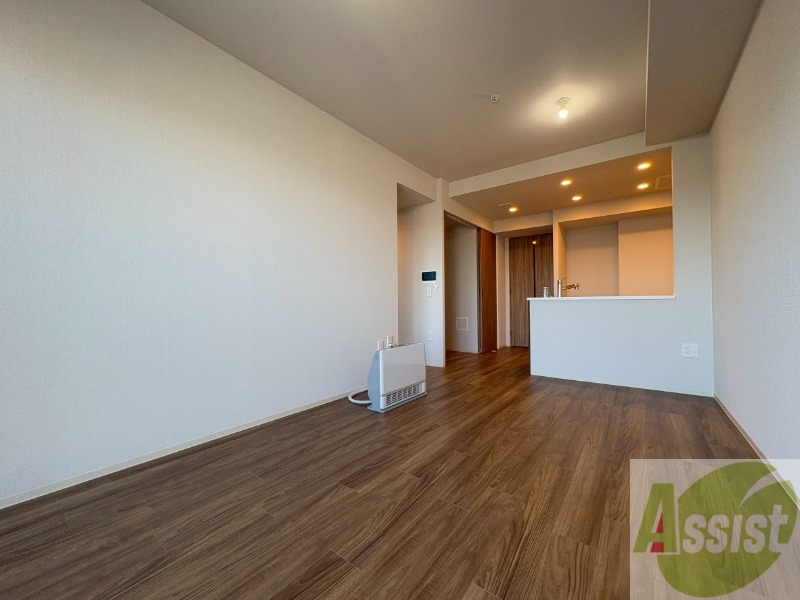 居室・リビング　広々としたリビングですね。使い勝手がよさそうですね！