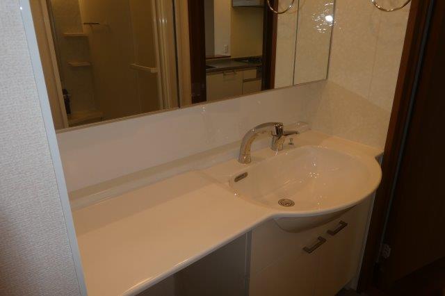 洗面設備　シャンプードレッサー