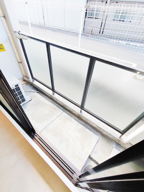 バルコニー　バルコニー