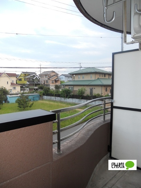バルコニー　同物件別部屋