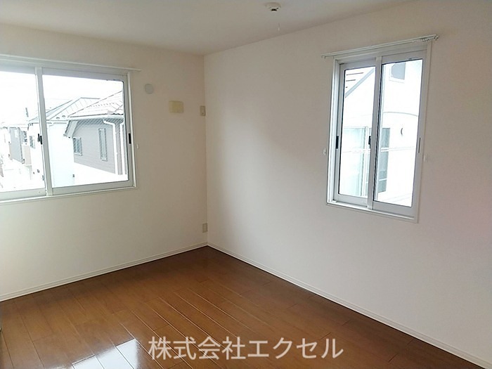その他部屋・スペース　フローリングの室内です。