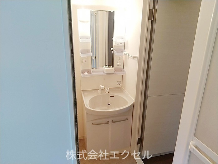 洗面設備　独立洗面台です。