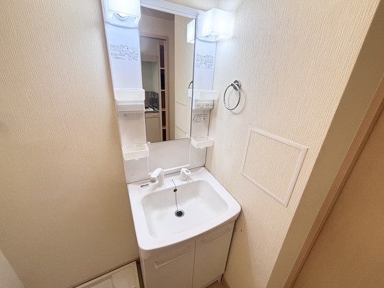 洗面設備　洗髪洗面化粧台