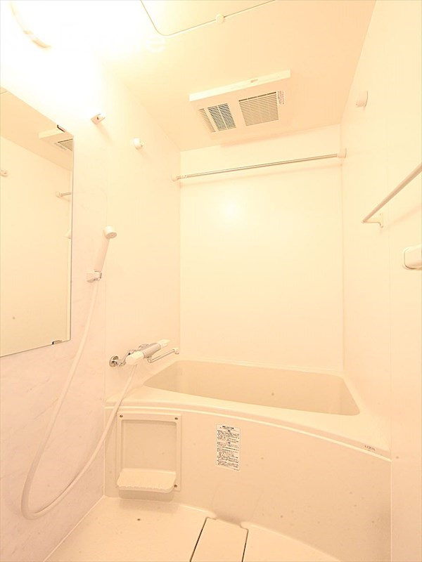 バス・シャワールーム　バスルーム