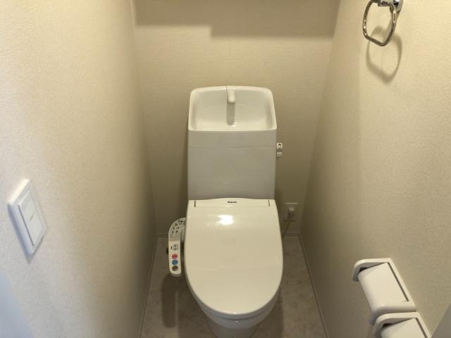 トイレ　シャワー付トイレ