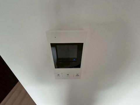 セキュリティ　カメラ付インターホン